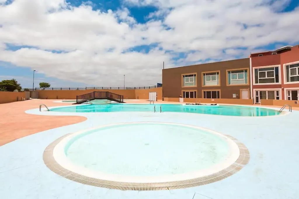 Apartment Las Dunas Corralejo Home With Swimming Pool